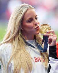 Keely-Hodgkinson-Skips-London-Diamond